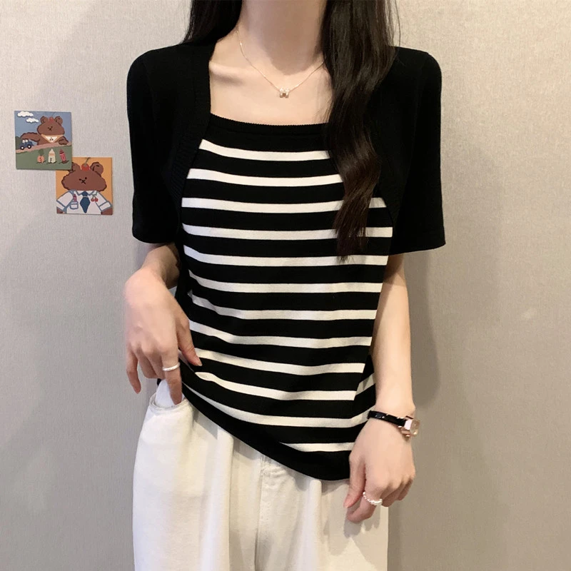 大码假两件方领插肩条纹短袖针织衫女夏季胖mm设计感显瘦百搭上衣