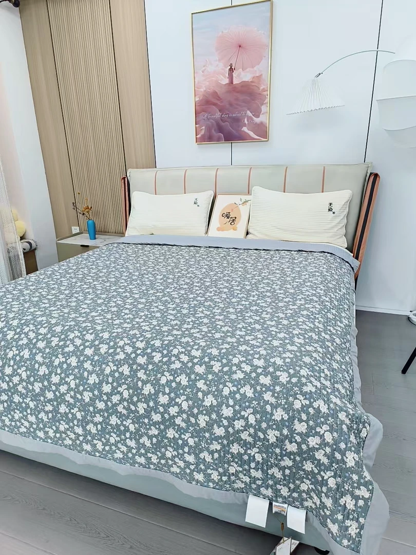 【查理】  水洗棉舒适透气加厚多用床盖 2/2.3