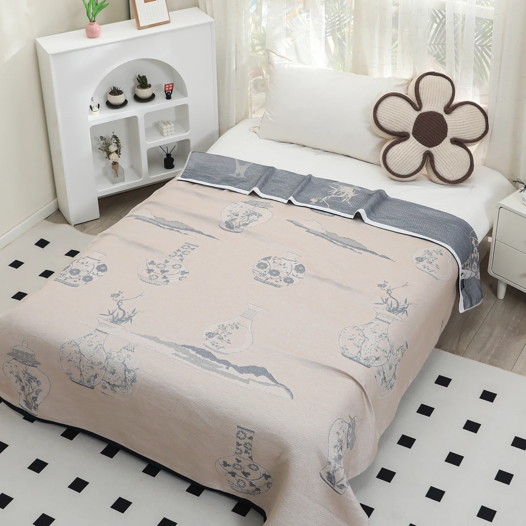 传世青瓷     纱布盖毯柔软舒适透气1.5*2米