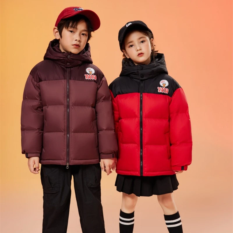 YAYA/鸭鸭新款冬季羽绒服外套男女童保暖90白鸭绒时尚中长款9719