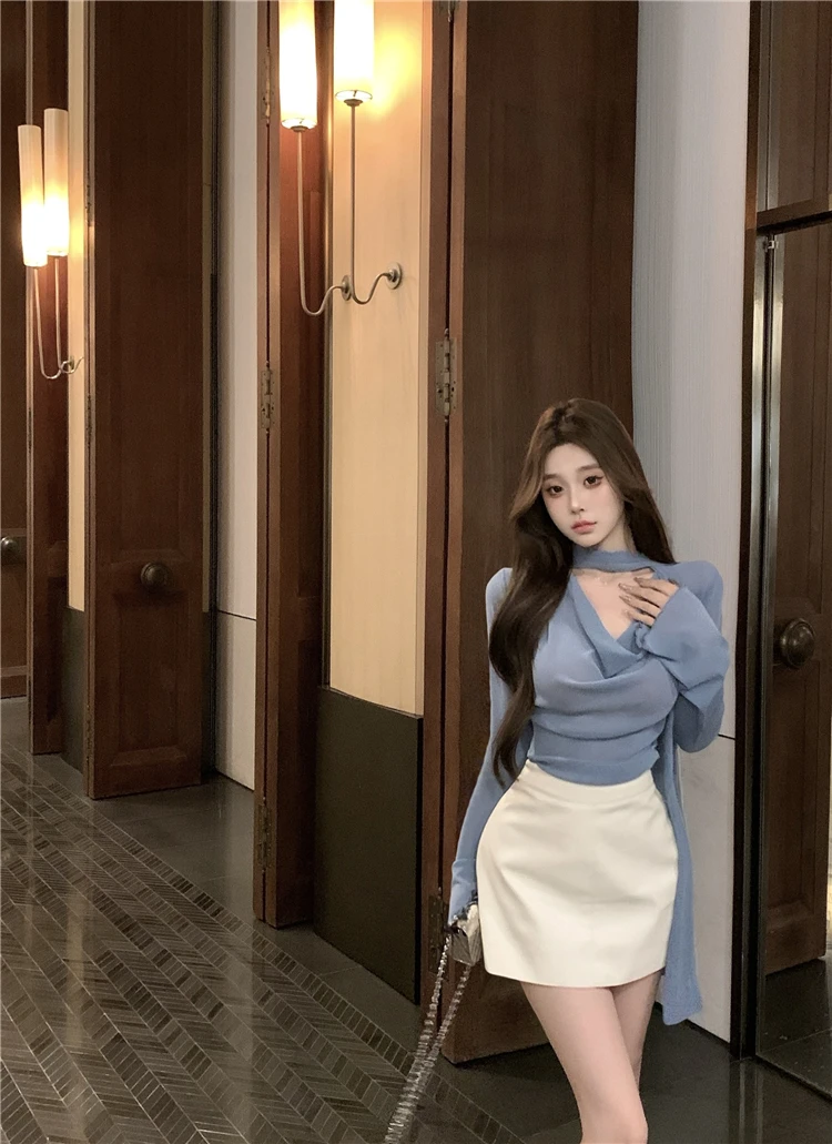 坠入爱河 气质上衣微喇长袖显瘦纯欲辣妹衬衫+高腰性感包臀皮裙女