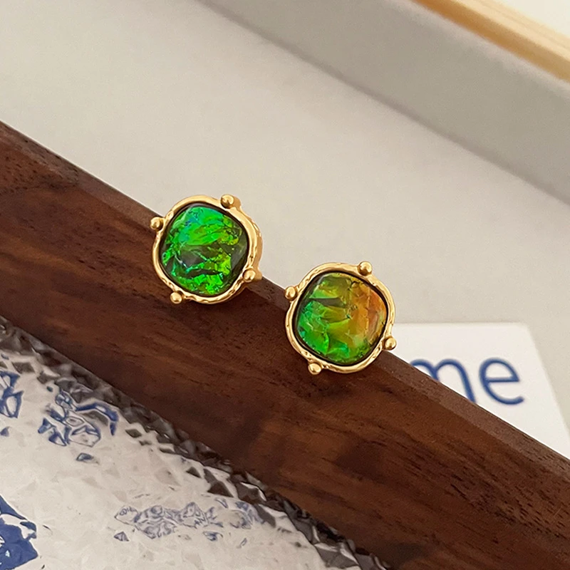 铜合金耳饰 7120七彩锆石耳钉晶晶石耳环百搭款