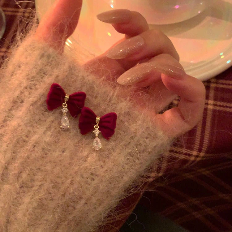 925银针赫本风复古水滴耳钉女蝴蝶结丝绒独特耳环气质高级感耳饰