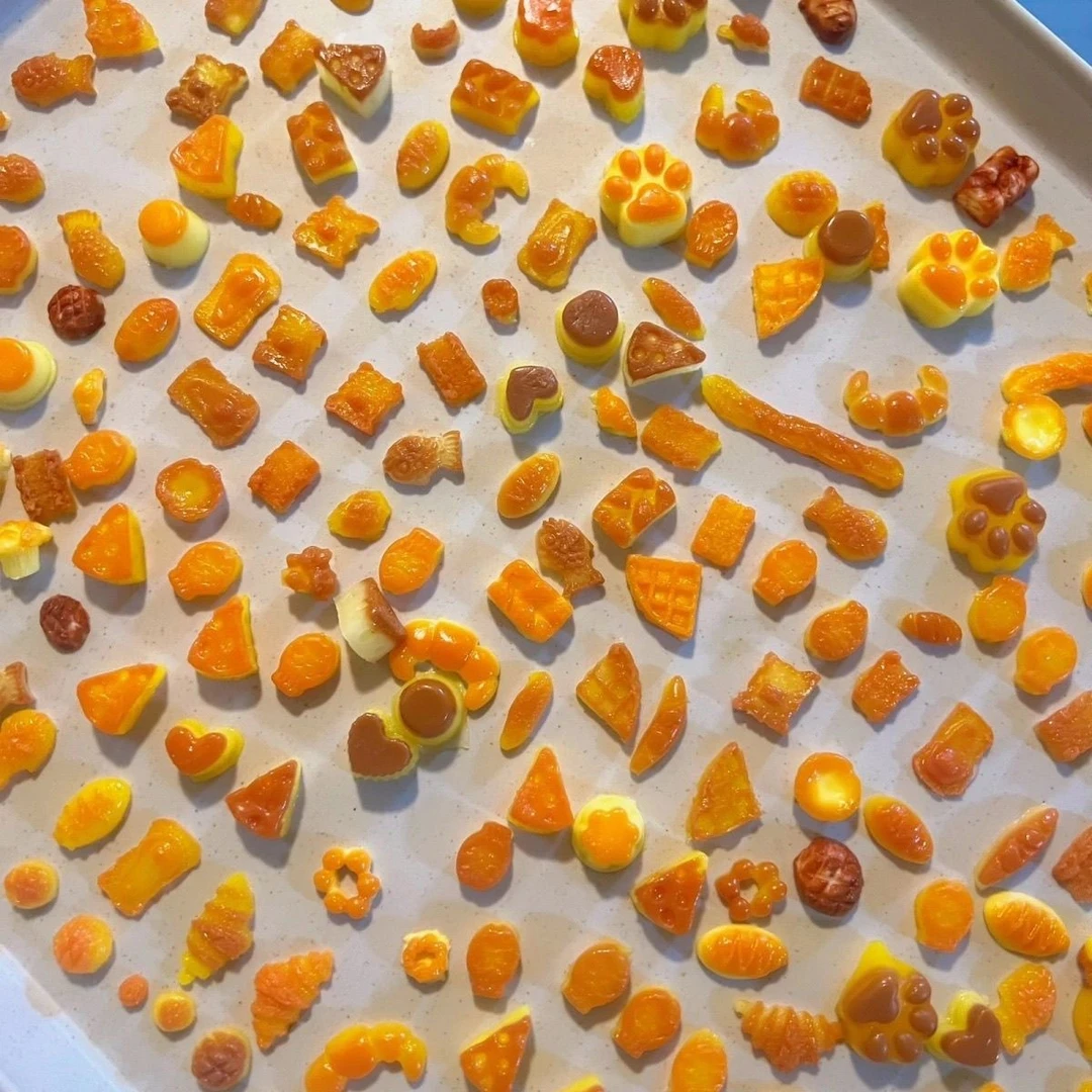 小鼻嘎面包立体系列硅胶捏捏乐泥感慢回弹盲盒创意解压迷你网红款