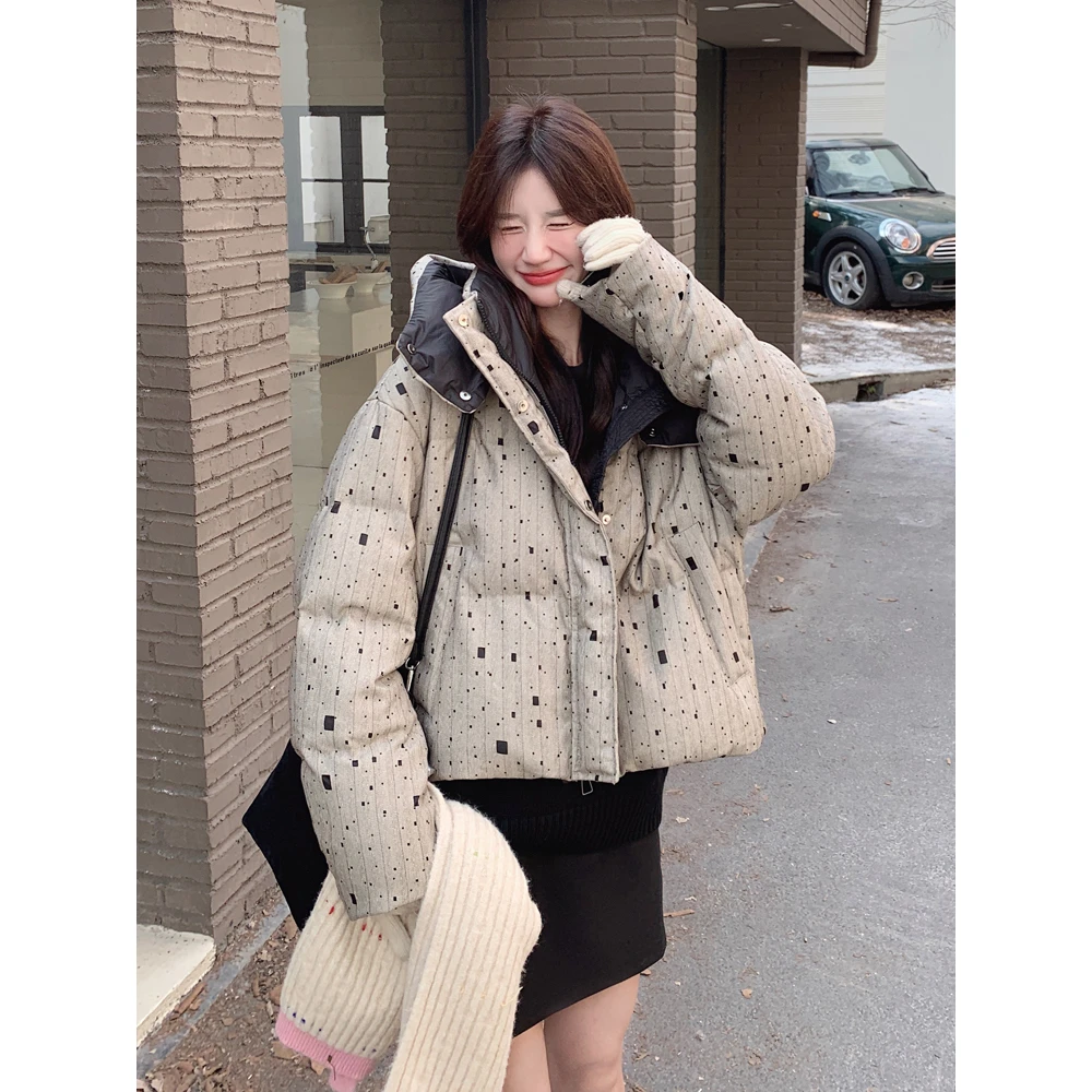 小个子保暖短款羽绒服女轻薄韩系连帽冬季加厚面包服90白鸭绒外套