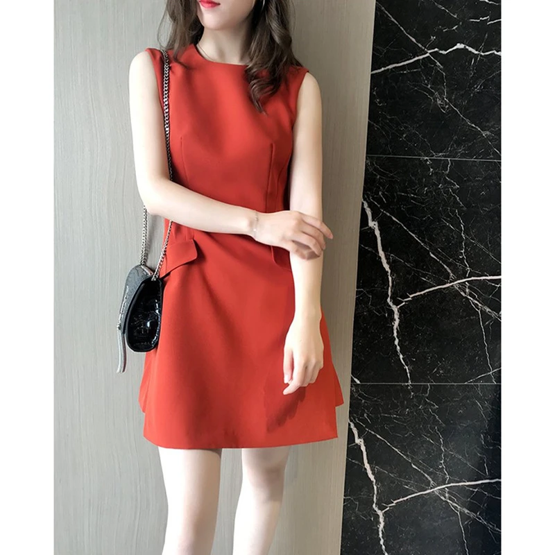 2024夏季新款纯色无袖连衣裙红色通勤收腰显瘦复古小众休闲短裙女