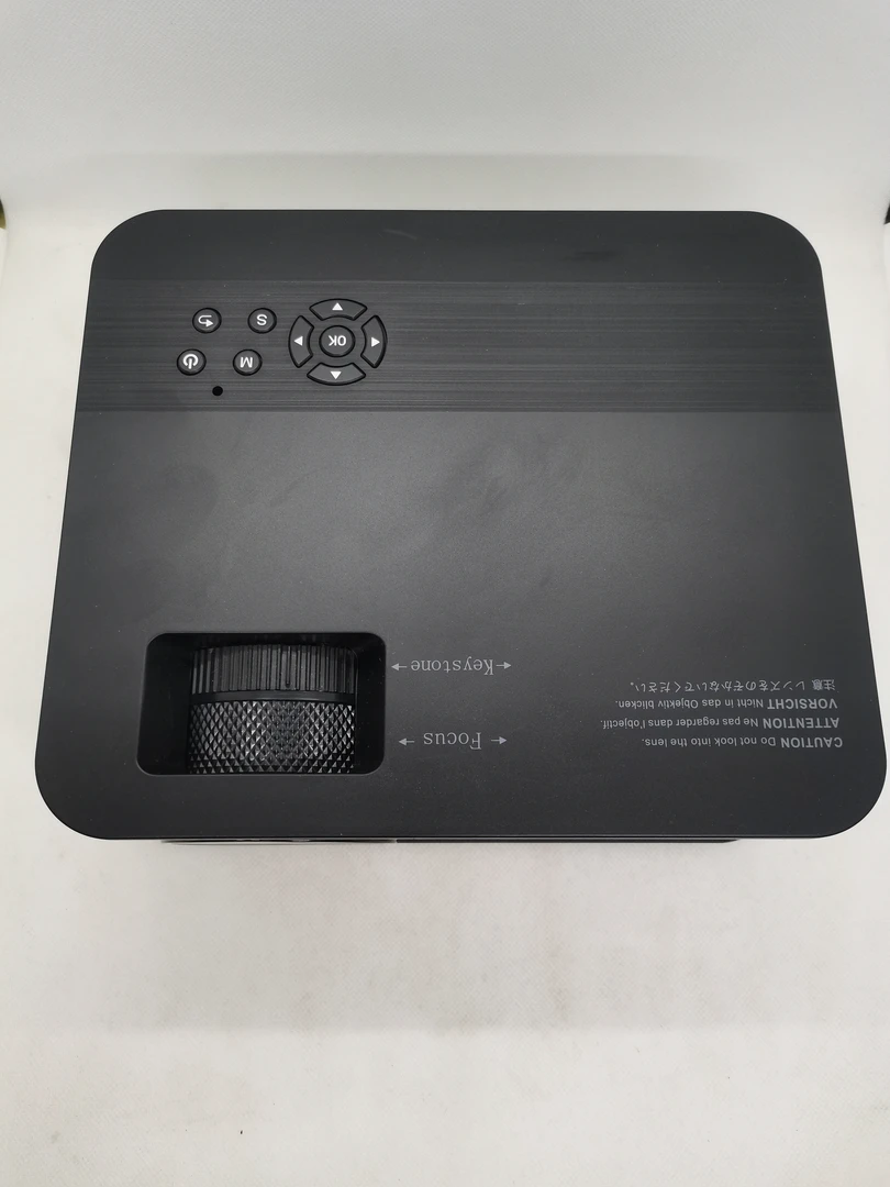 95新  （库存商品）小投影仪1