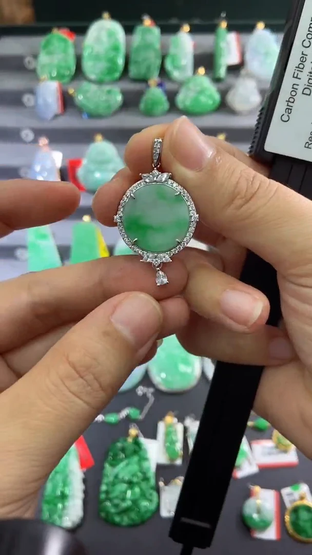 【闪购商品】翡翠吊坠(不含链)银S925镶嵌挂件