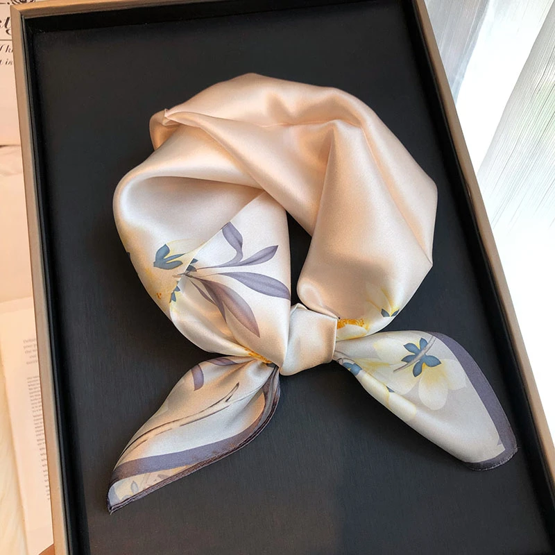 春夏53cm桑蚕丝巾小方巾春秋百搭领巾时尚大方围巾女士优雅气质纱