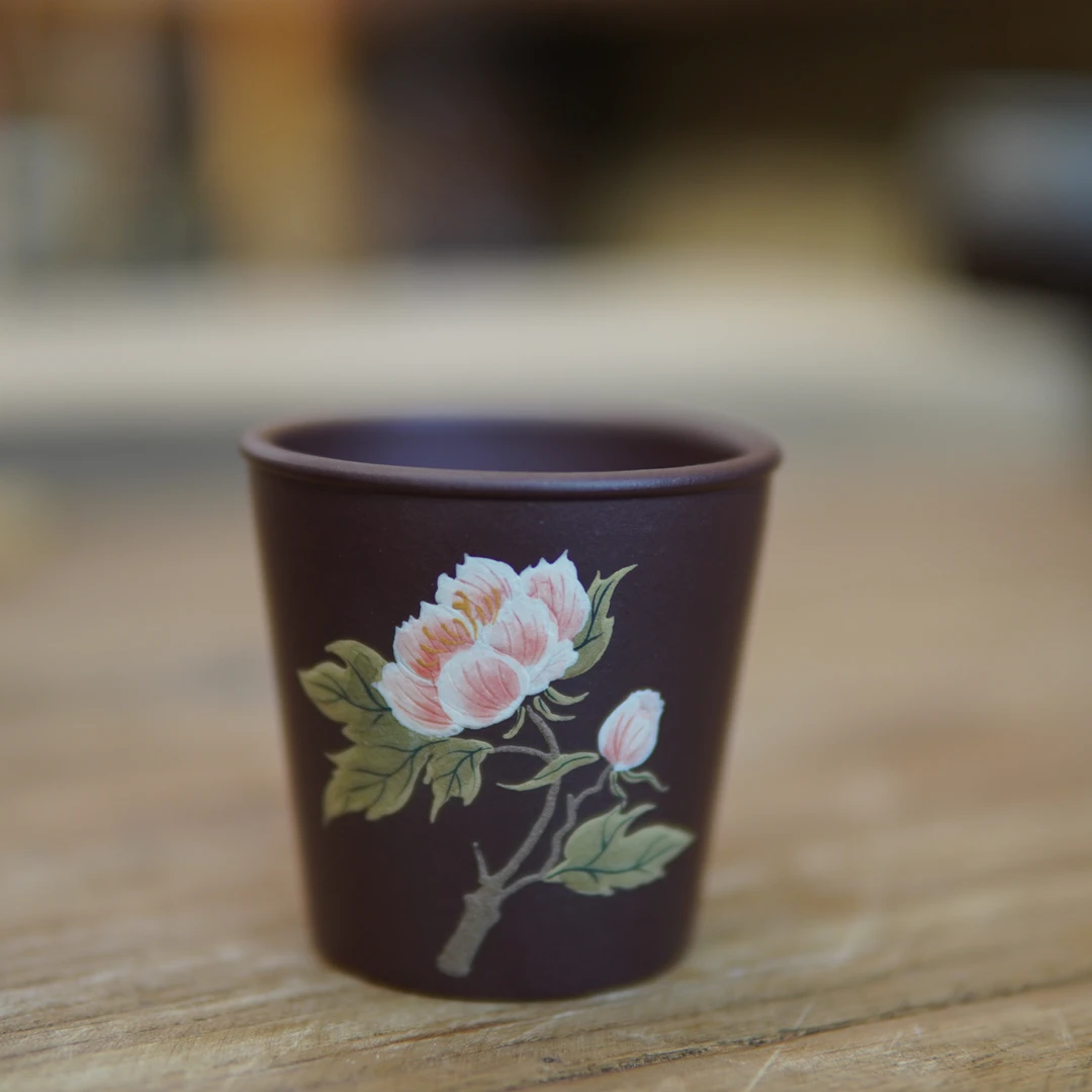 泥绘 精工老紫泥 紫砂主人杯    芍药花  100ml