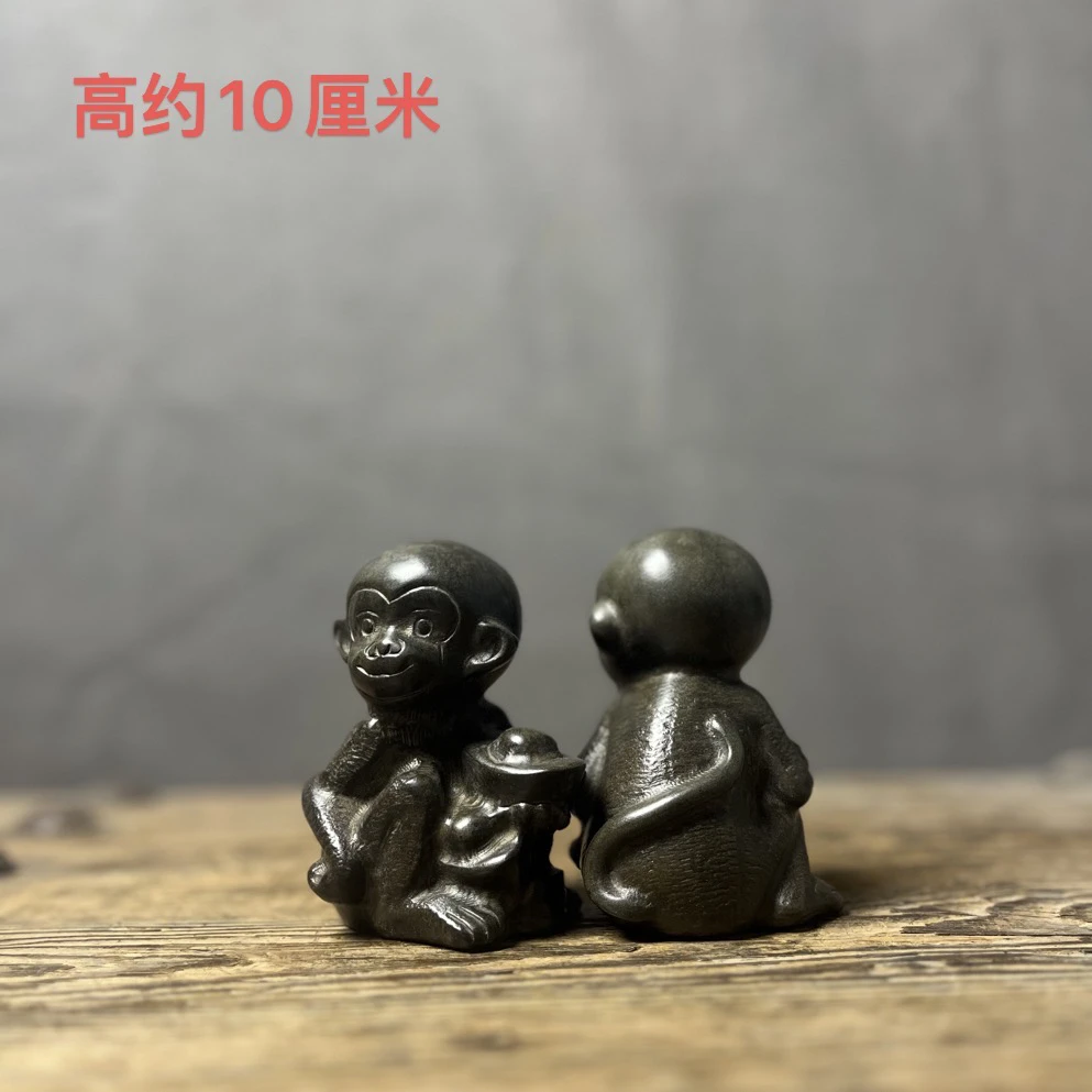 天然青石雕刻灵猴献宝一对摆件手把件仿古中式装饰茶宠桌面摆件