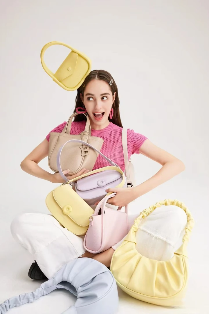 【奶油色链条包】单肩包轻奢时尚小众腋下奶油色翻盖小方包AW465