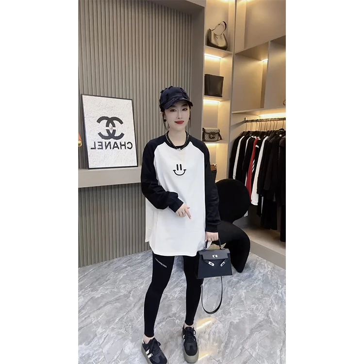 欧货大版2023秋冬新款插件撞色拼接笑脸开叉长袖卫衣百搭宽松上衣
