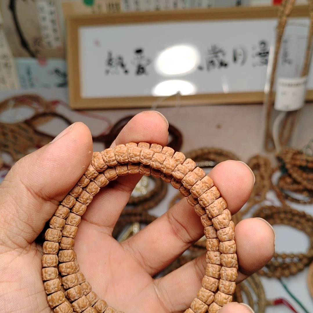 柏香籽/百香籽手串两*八