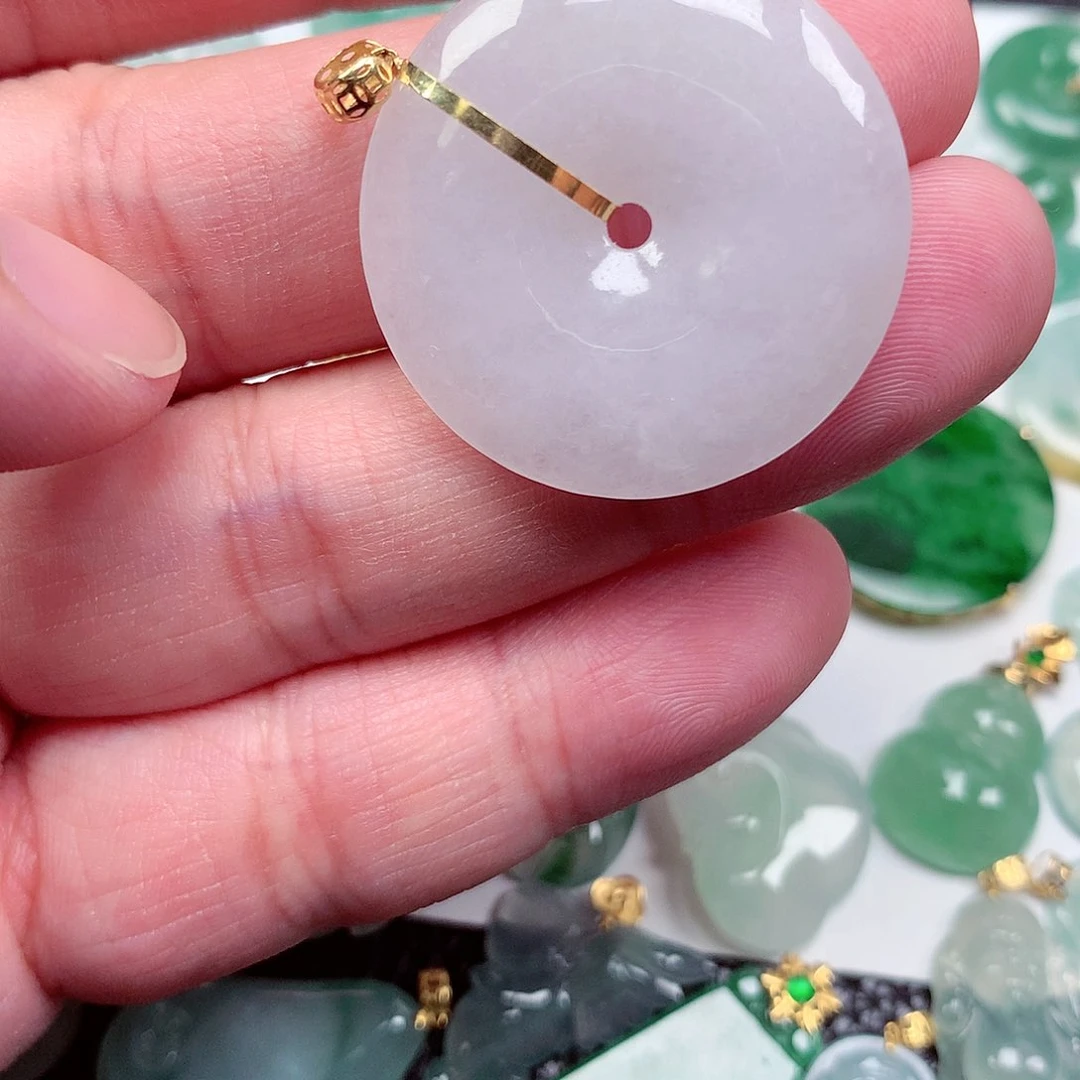 翡翠吊坠(不含链)18K金镶嵌