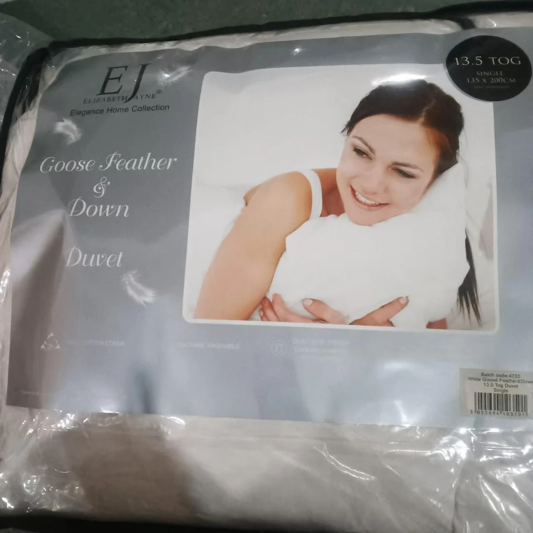 D1无包装白色色羽毛被芯床垫  约135*200