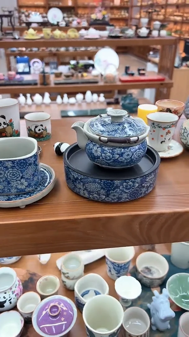 【闪购商品】青花手抓+蓄水壶承+四方杯+杯垫四件