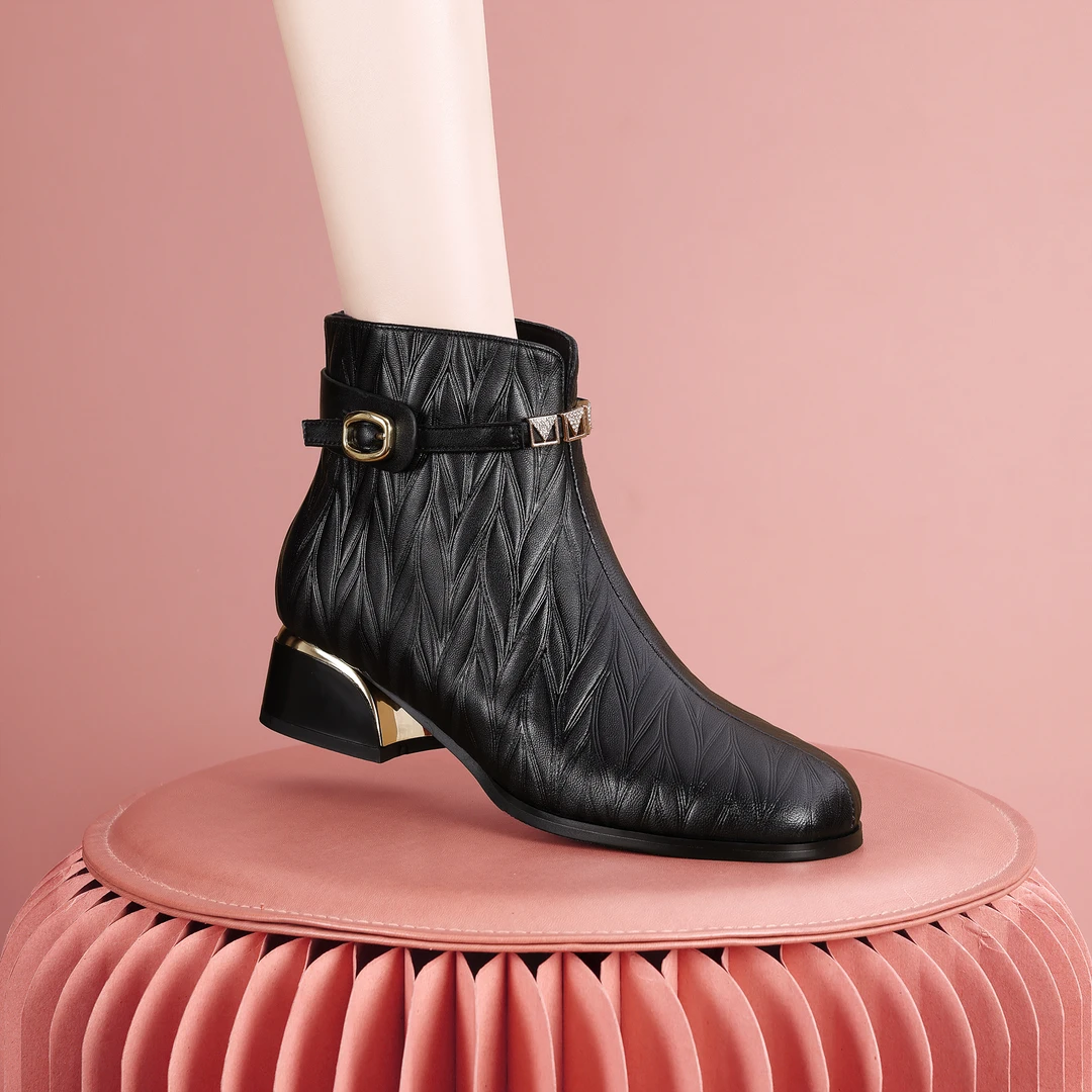 梵芮诗2024年冬季新款圆头百搭黑色真皮加绒原创粗跟短靴-H1120