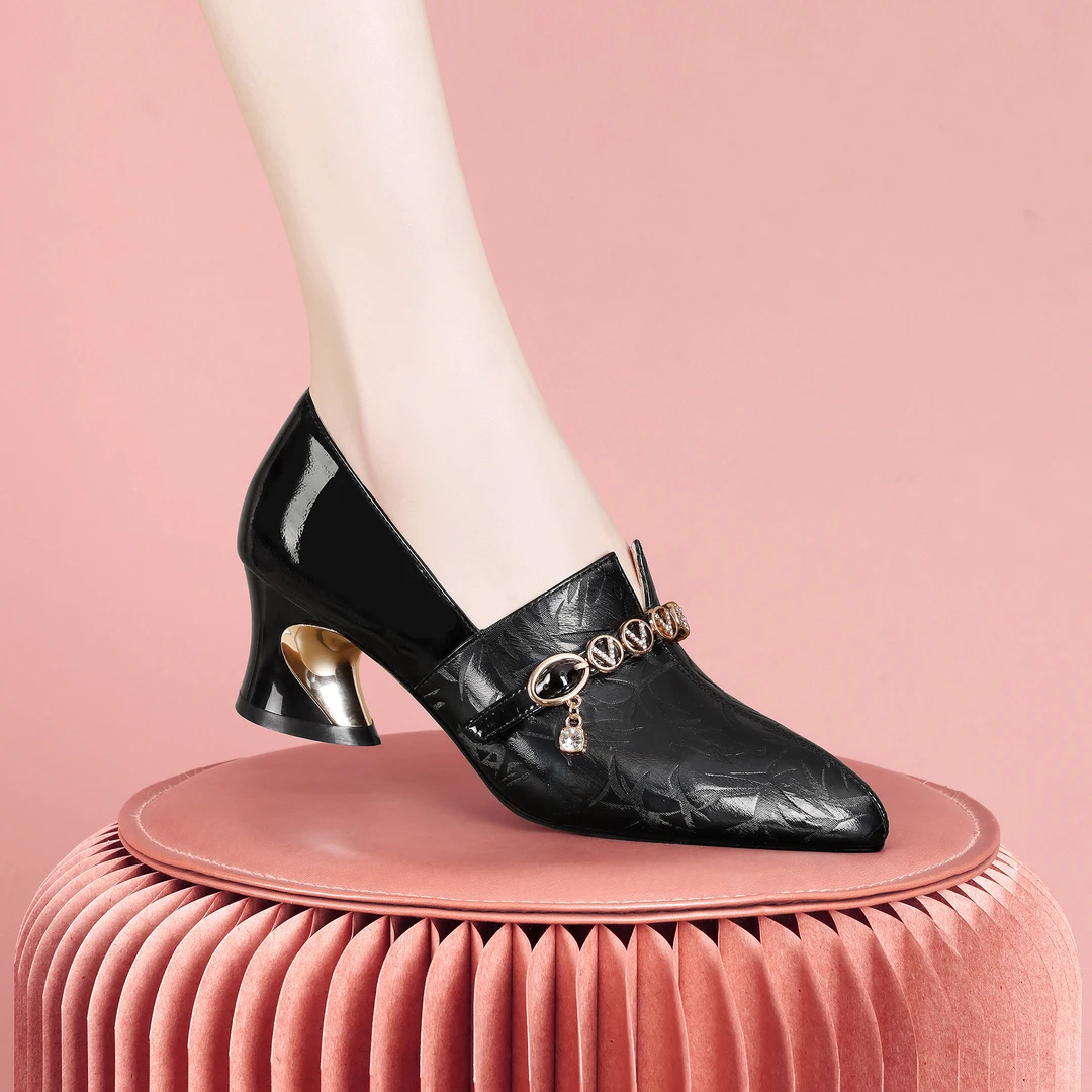 梵芮诗2024年新款尖头外穿原创设计优雅气质粗跟纯色女单鞋-J1018