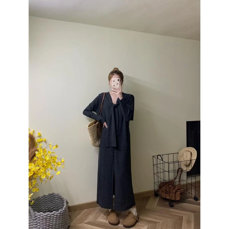 23106秋冬新款气质优雅温柔显瘦氛围连衣裙