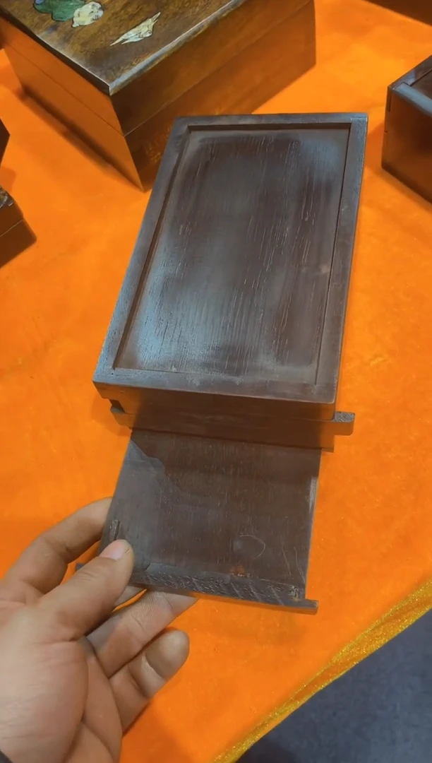 【闪购商品】檀木木艺机关盒雕刻