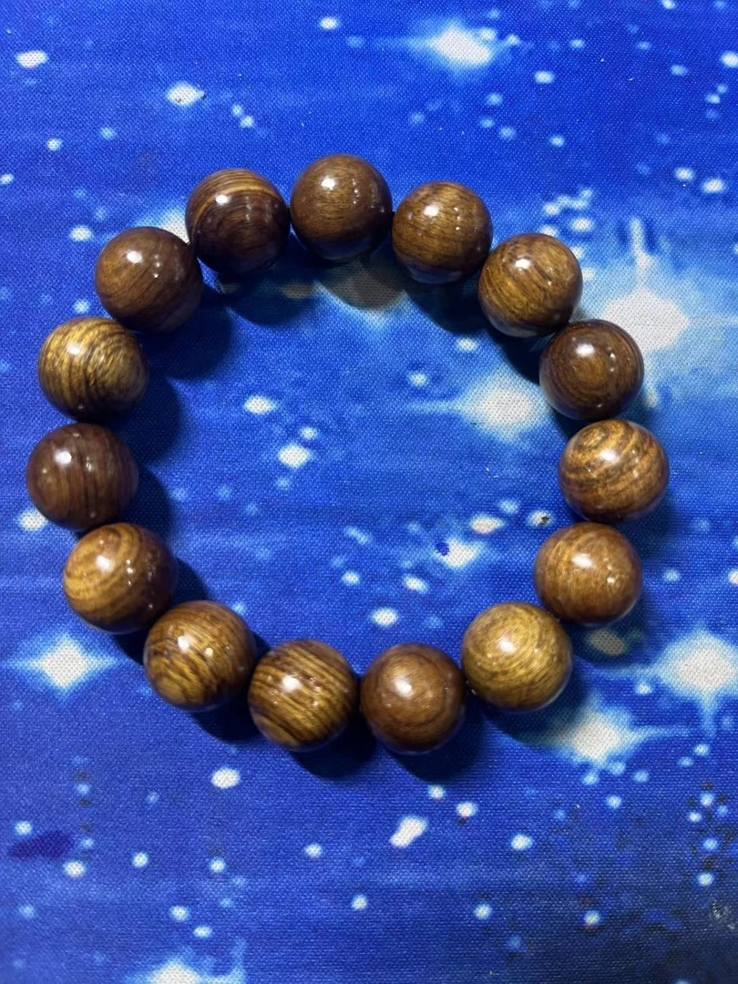 104号  花梨木1.5cm手串