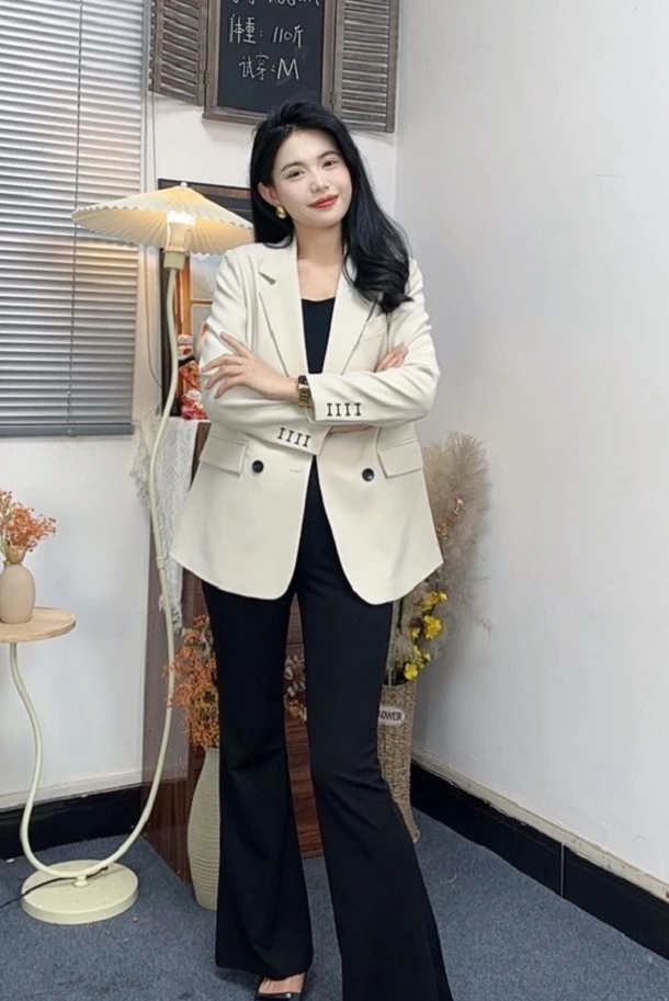 2025春秋上新款白色时尚显瘦百搭西装外套女小个子气质炸街休闲