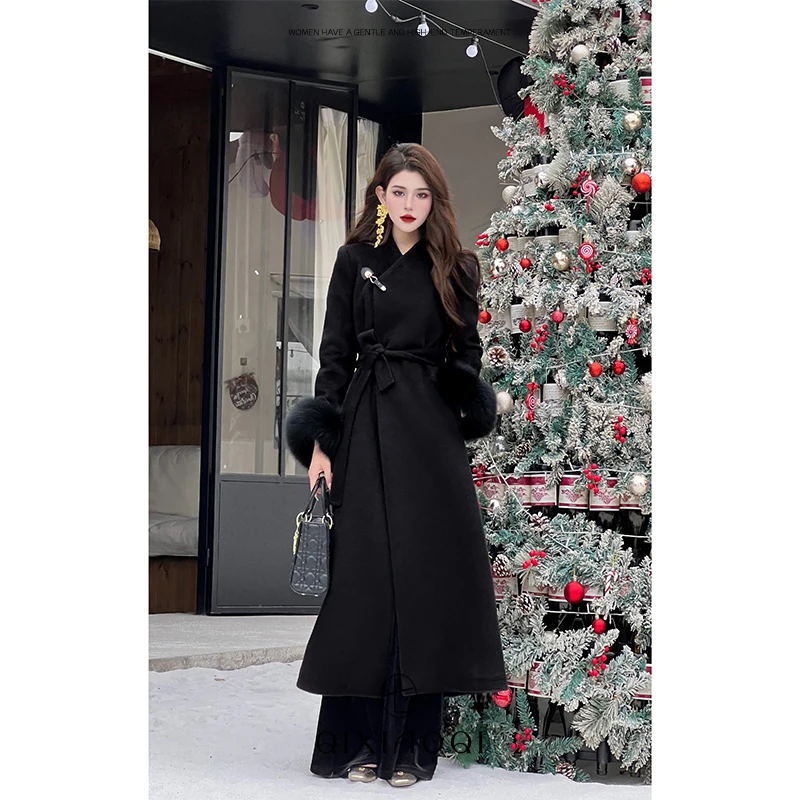 七小七Sicily【继承者】法式赫本风黑色绵羊毛外套女收腰狐狸毛大衣