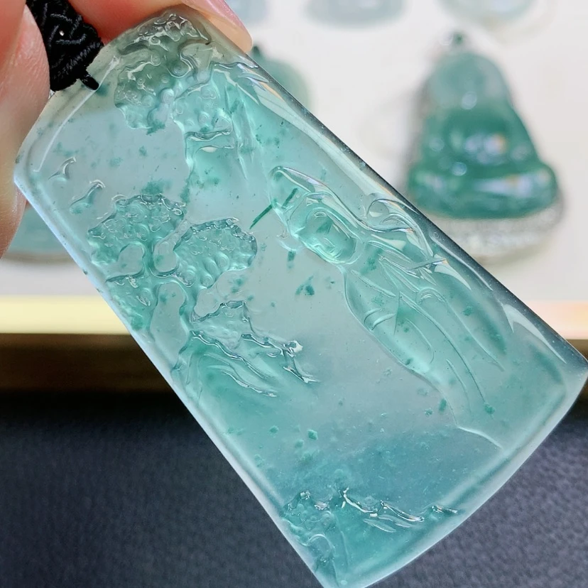【闪购商品】翡翠颈饰未镶嵌翡翠