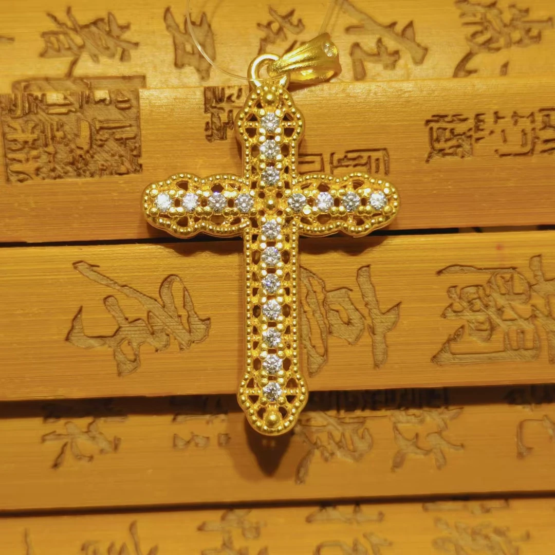 足金999 5D镶嵌工艺 祷告十字架  （足金999克重多退少补）