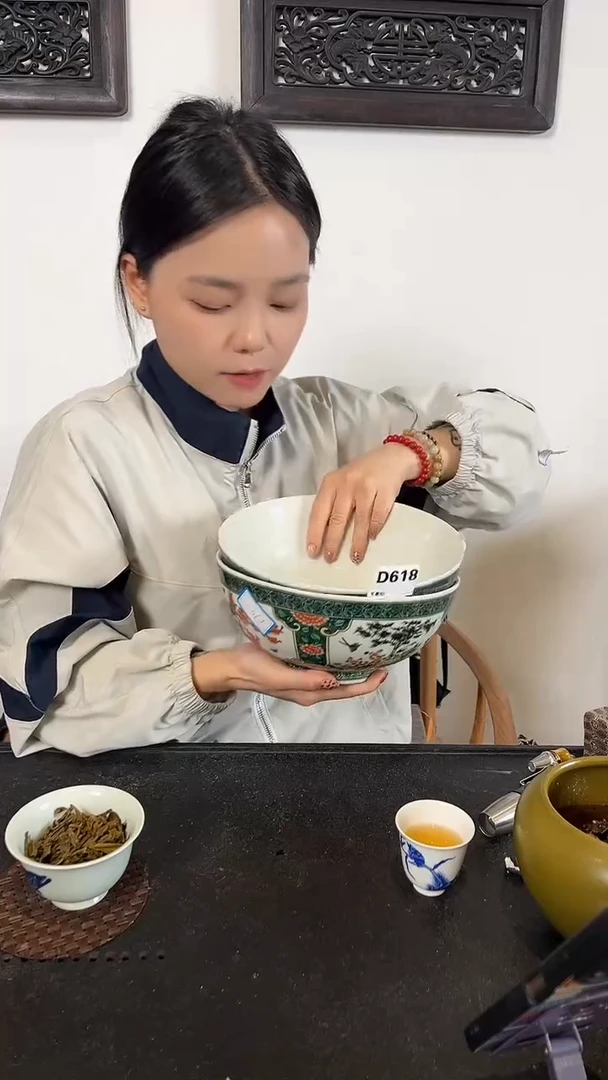 【闪购商品】D618手工手绘仿古陶瓷