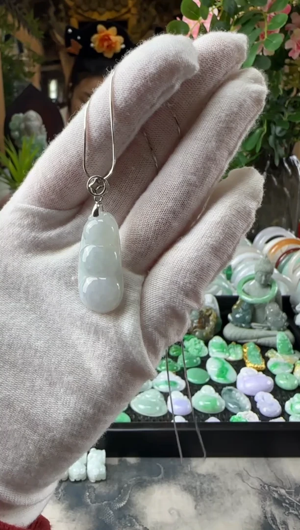 【闪购商品】翡翠颈饰未镶嵌吊坠