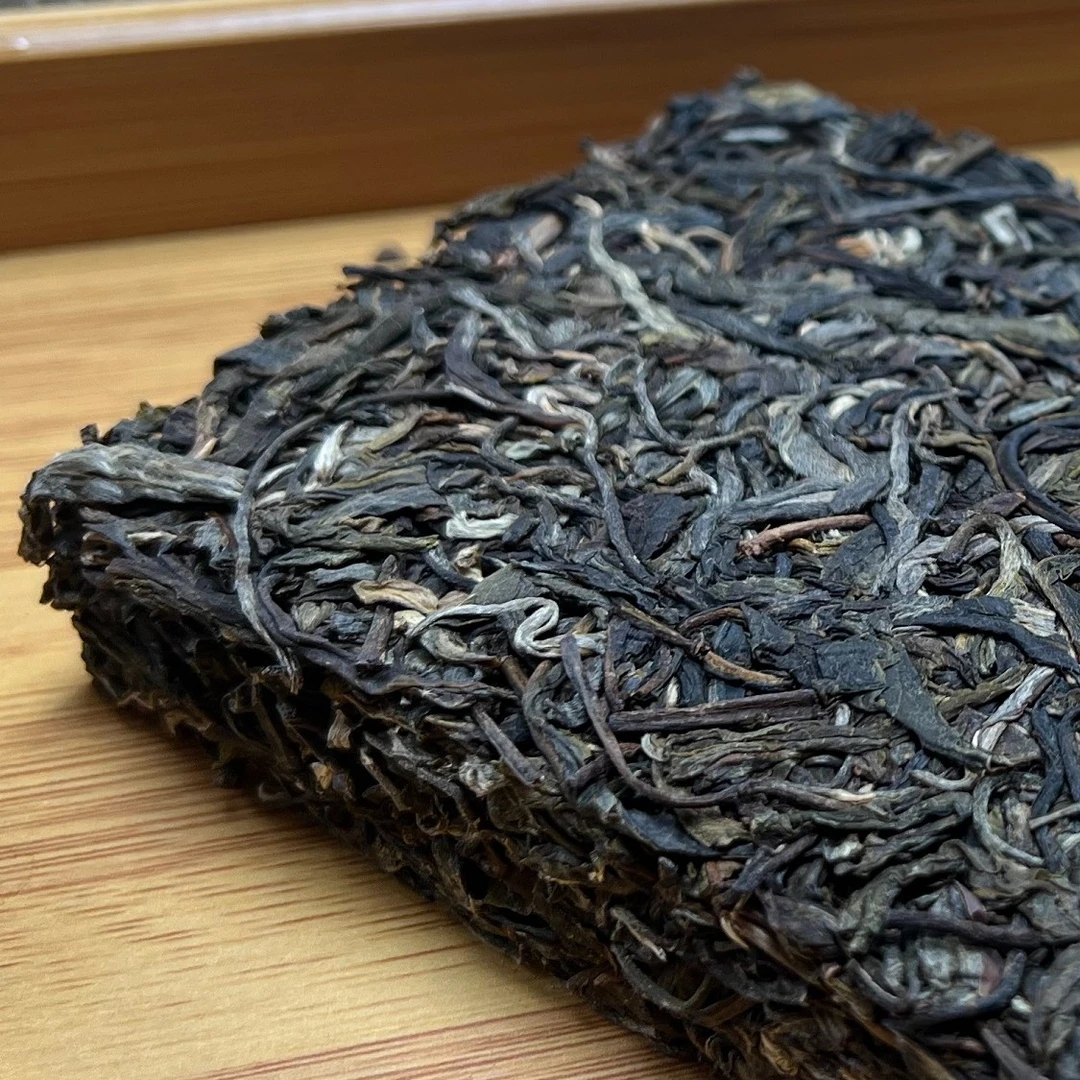 石佛洞2018年 曼糯古树 普洱生茶 250克