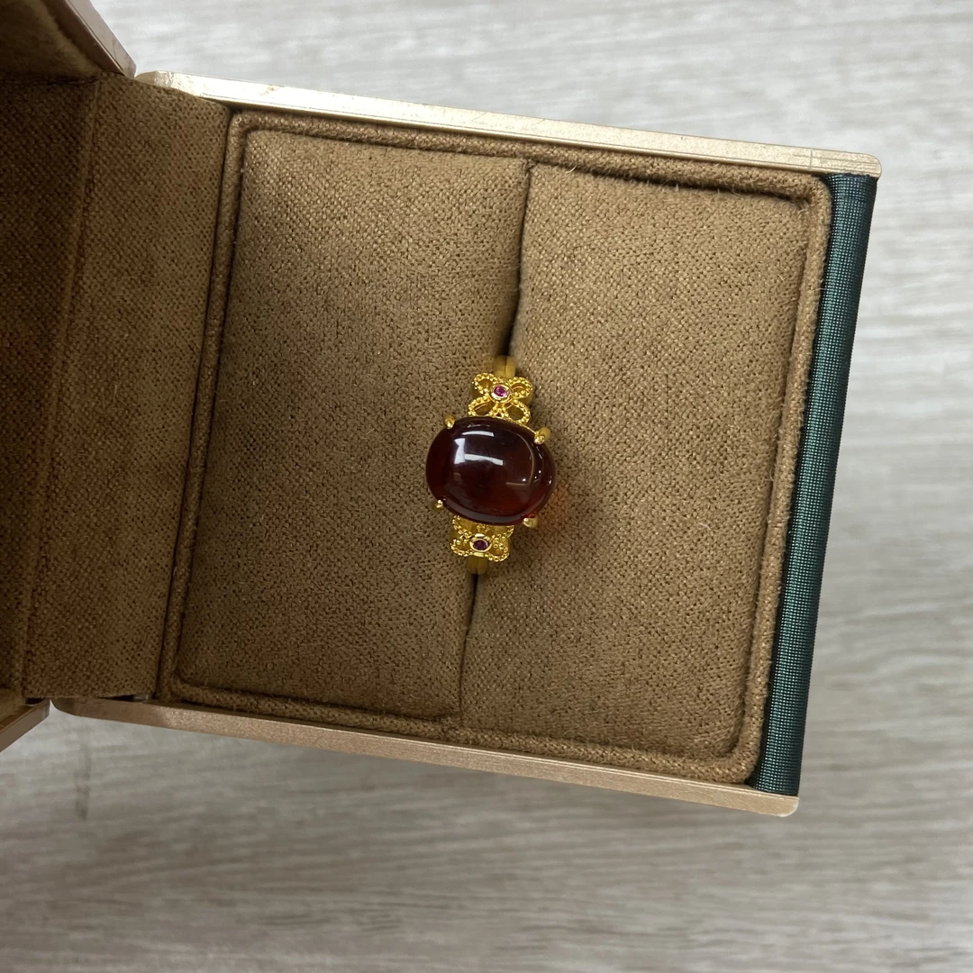 经典国风天然血珀戒指985