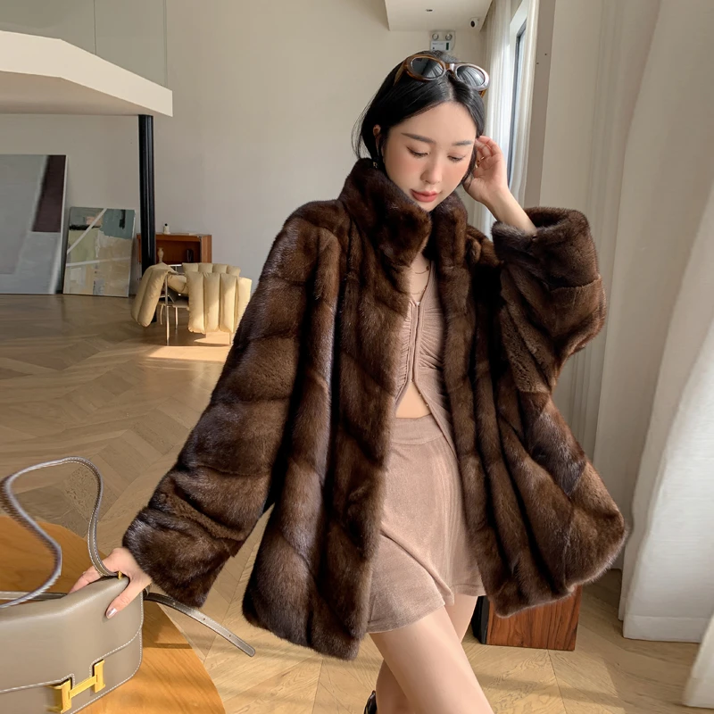 简约立领斜纹横排女装大衣ZD09Y023
