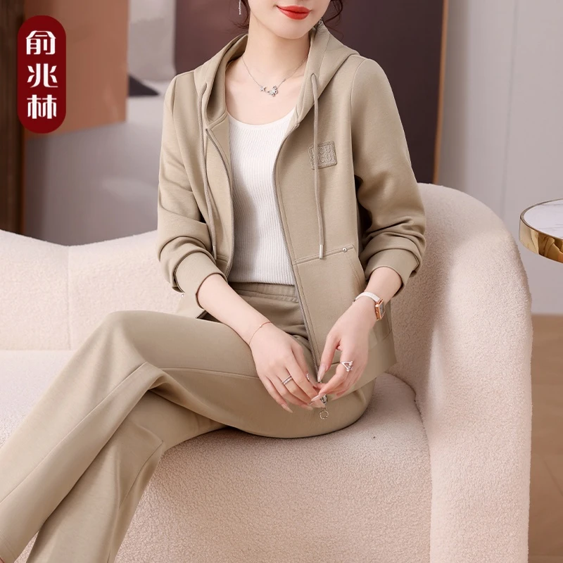 年轻妈妈装秋装2024新款运动套装洋气休闲上衣中老年女装春秋外套