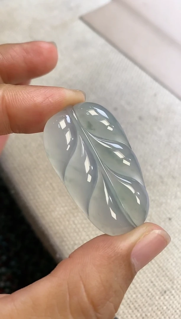 【闪购商品】定制翡翠挂件未镶嵌叶子