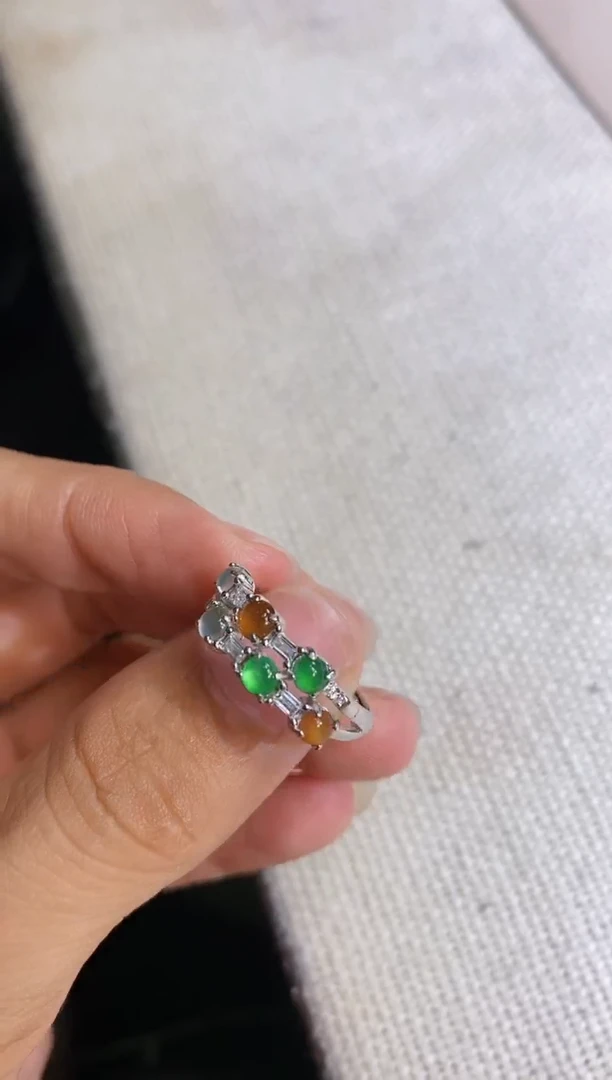 【闪购商品】翡翠戒指银S925镶嵌戒指