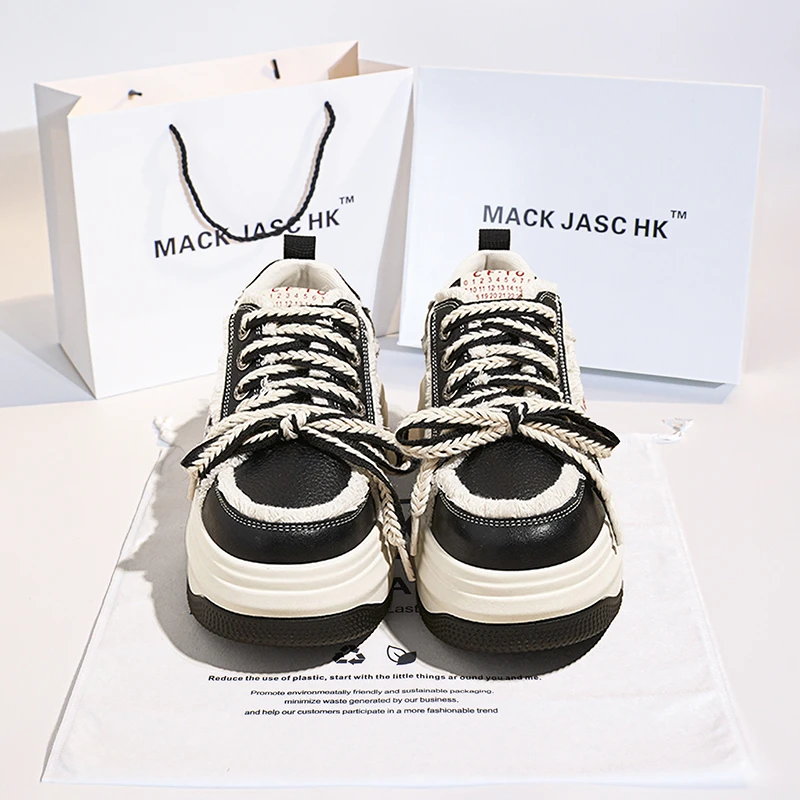 香港MACKHK厚底内增高小白鞋2024春季新款休闲显瘦松糕运动板鞋女