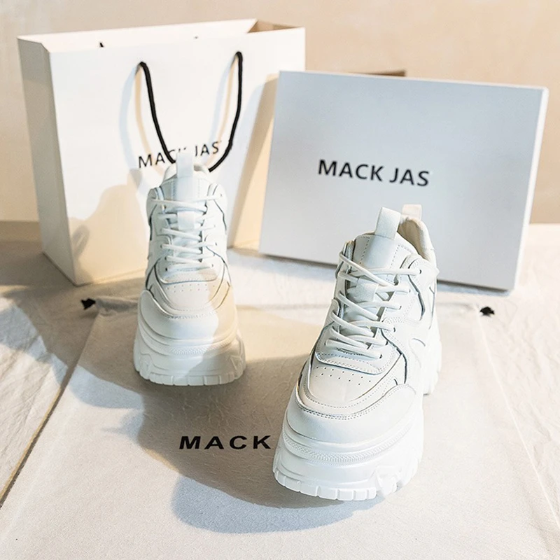 香港MACKJASCHK真皮小白鞋子2024春季新款运动厚底内增高老爹鞋女