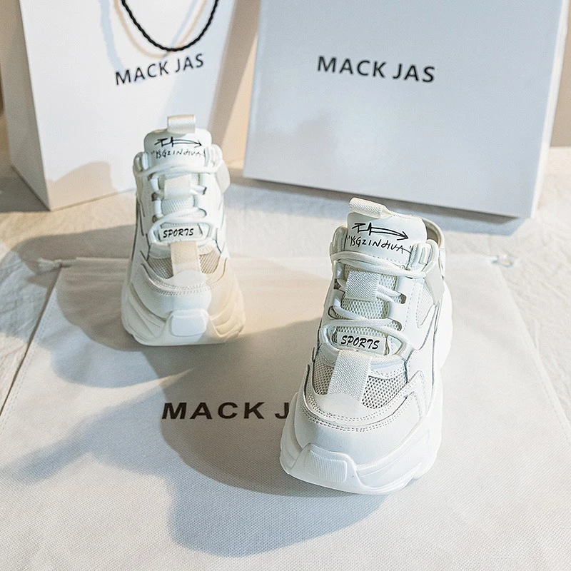 香港MACKJASCHK真皮2024春夏新款镂空透气松糕内增高懒人半拖鞋女