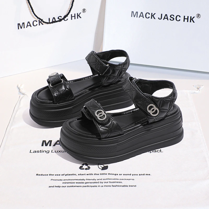 香港MACKJASCHK外穿露趾沙滩鞋2024夏季新款松糕厚底小个子凉鞋女