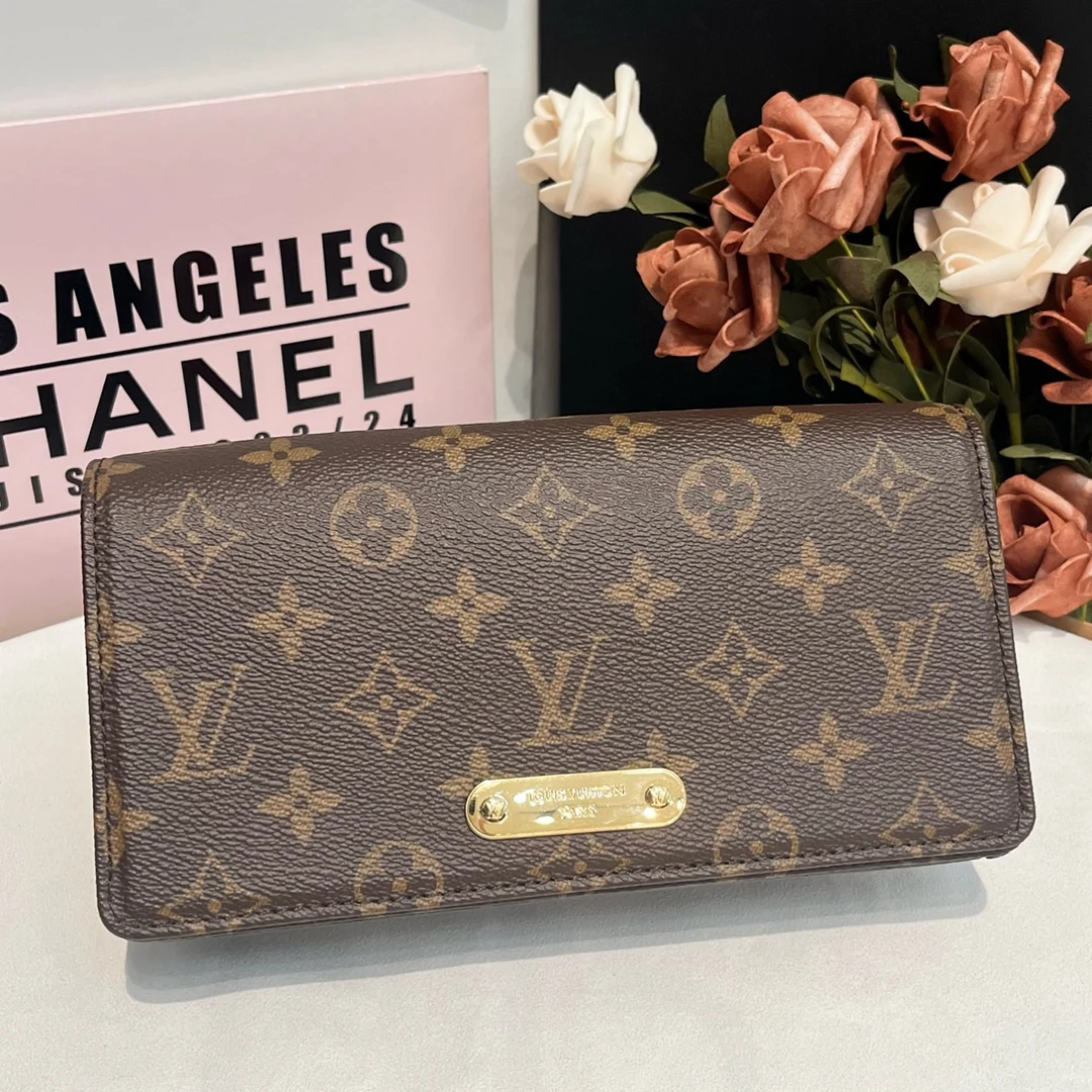 99新 LouisVuitton/路易威登 老花Lily woc链条包芯片款单肩斜挎