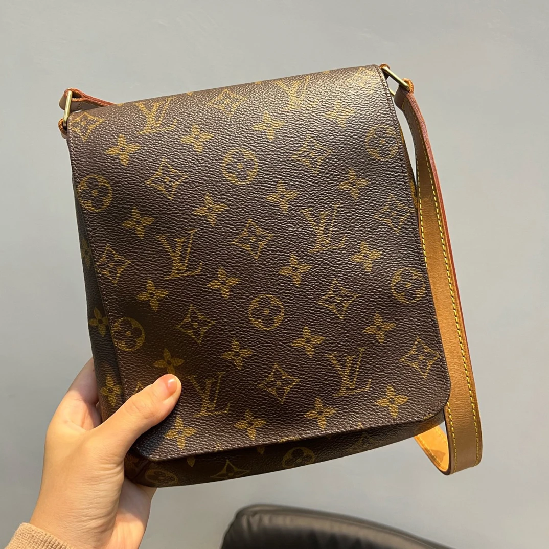 95新 LouisVuitton/路易威登 老花 中古 竖版 王菲包 单肩斜挎包