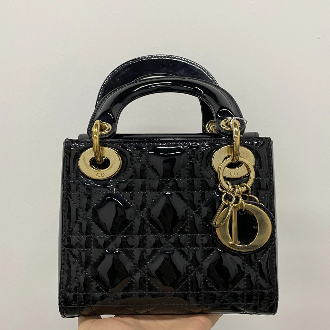 99新 DIOR/迪奥 黑金漆皮三格戴妃