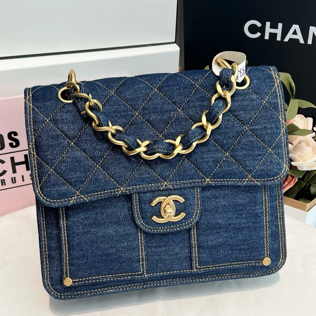 99新 Chanel/香奈儿 23S单宁金扣邮差双肩包双肩包