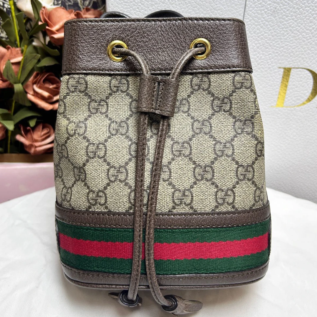 95新 GUCCI/古驰 复古老花水桶包抽绳经典斜挎包百搭