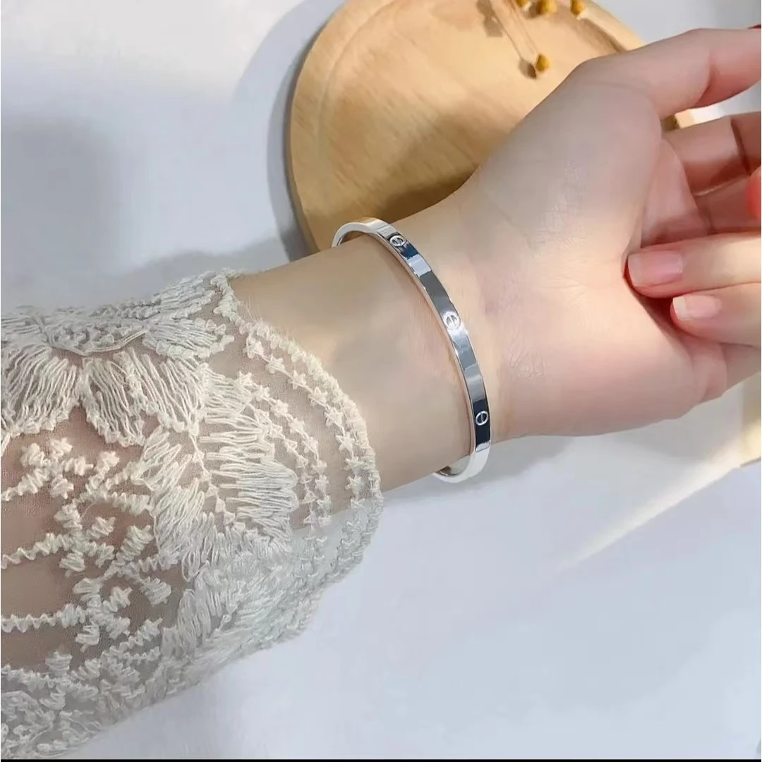 足银手镯 801光面卡家卡扣手镯小众设计简约时尚女精致经典手镯