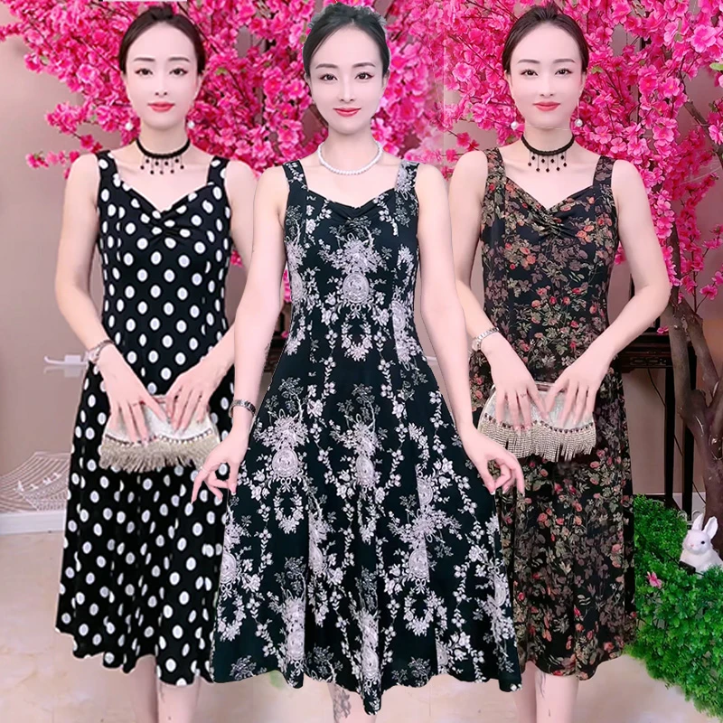 碎花吊带裙子女款爆款2025新款夏季背心连衣裙妈妈装外穿无袖2373