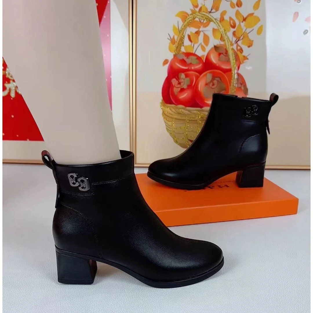 24秋冬季中跟时尚新款韩版马丁靴保暖加绒软底软面妈妈女靴3528